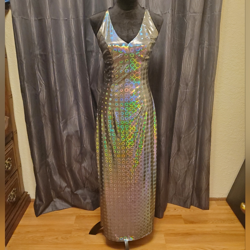 Holographic dress